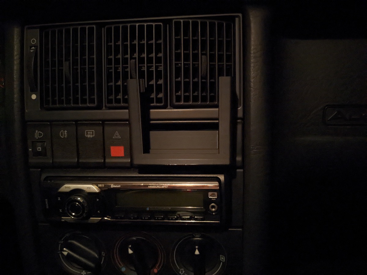 Audi 80 B4 Telefon Tutucusu görsel 3