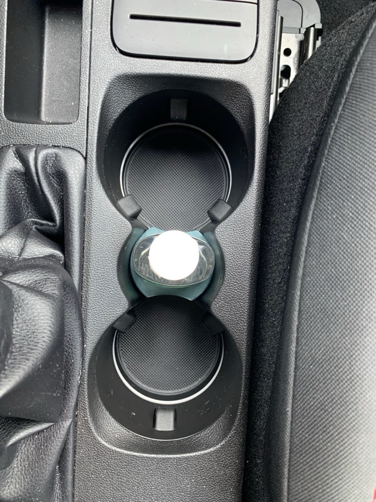 Ford Fiesta MK7 el dezenfektan tutucu