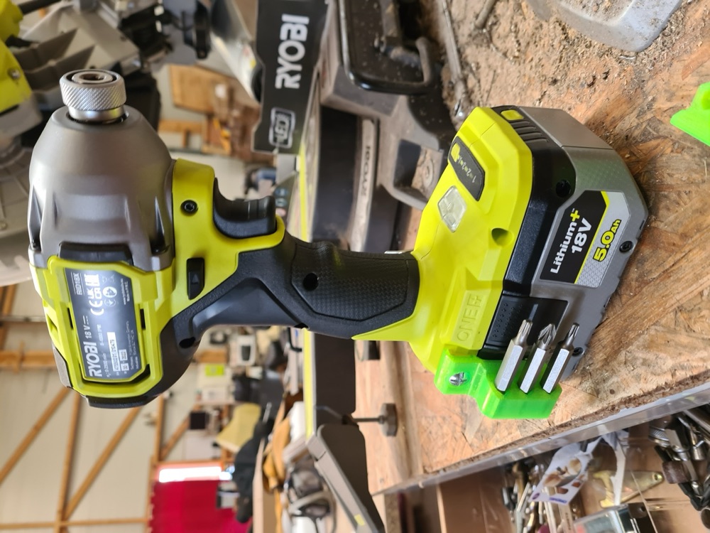 Ryobi Darbeli Tornavida Uç Tutucusu görsel 3