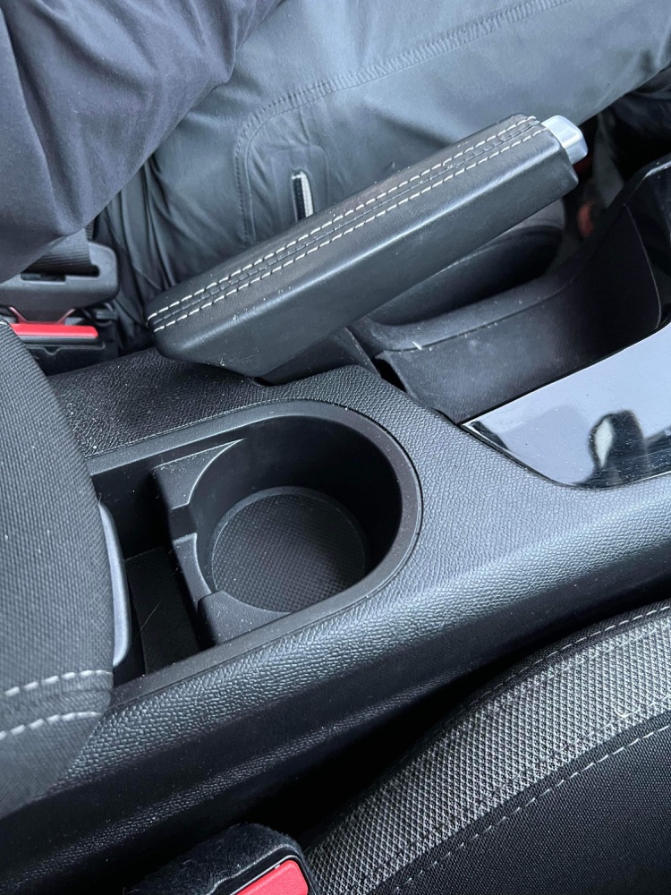 Peugeot 308 SW Bardaklık Adaptörü görsel 2