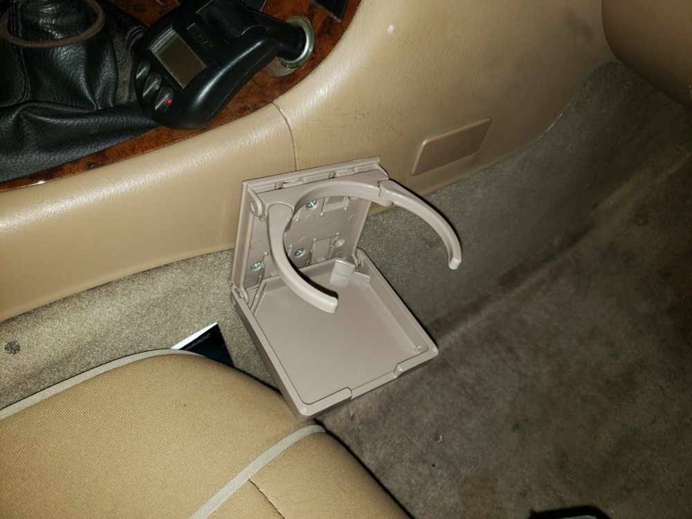 Mazda NB Miata Bardaklık Montaj Aparatı