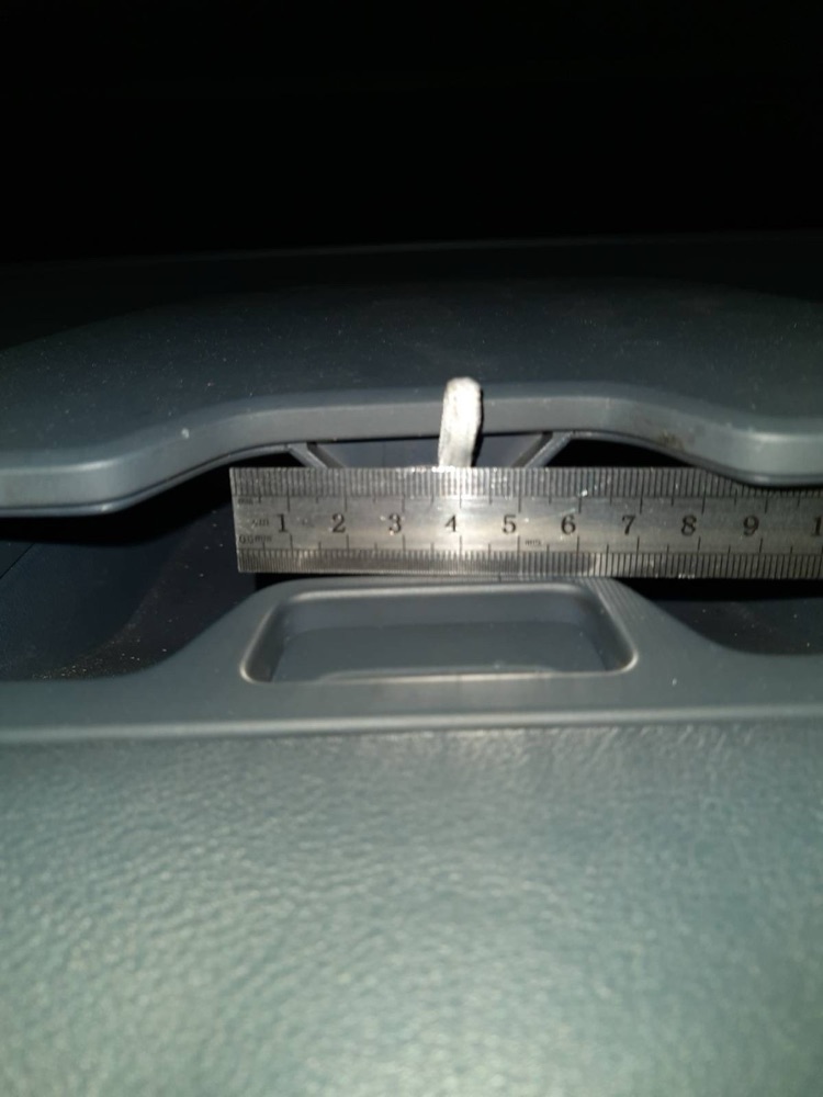 Ford S-MAX Ön Kapak Tutamağı