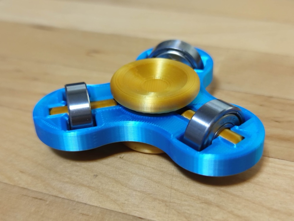 Dikey Rulmanlı Üç Kollu Fidget (4 Adet 608 Rulman İçin)