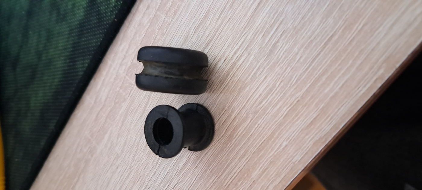Kawasaki W800 Fren Hattı Lastik Tutucusu ⚠️
