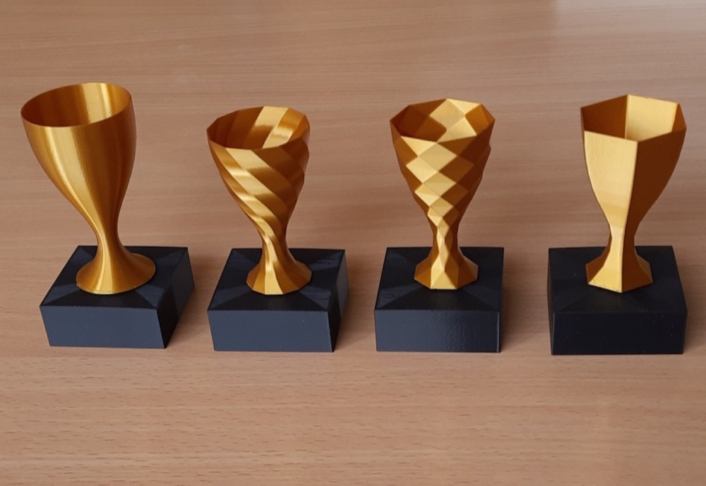 Minimalist Ödül Kupası (4 Kupa Modeli, Gizli Bölmeli Yuvarlak Taban)