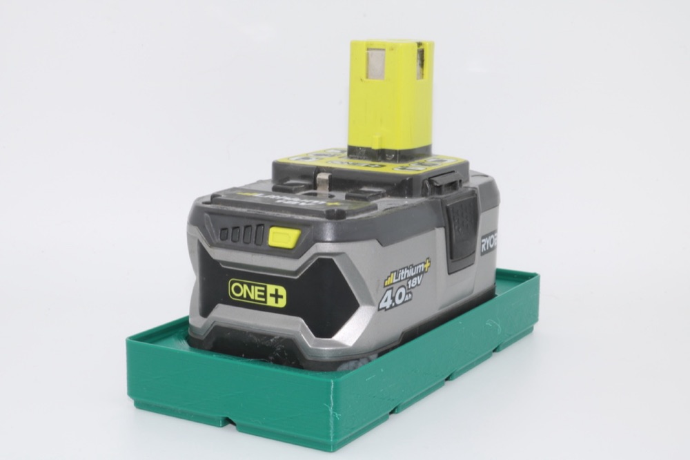 Ryobi ONE+ Gridfinity Batarya Tutucu Tepsisi