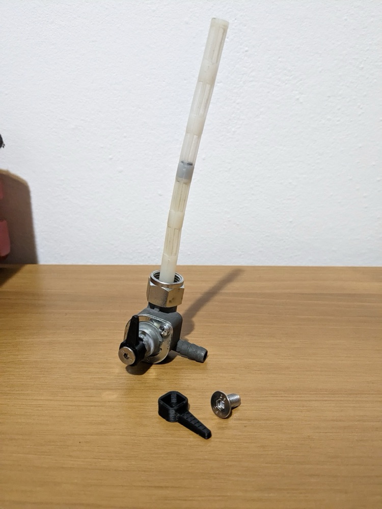 Honda NSR125 Yakıt Musluğu Kolu (M16x1.5) görsel 4
