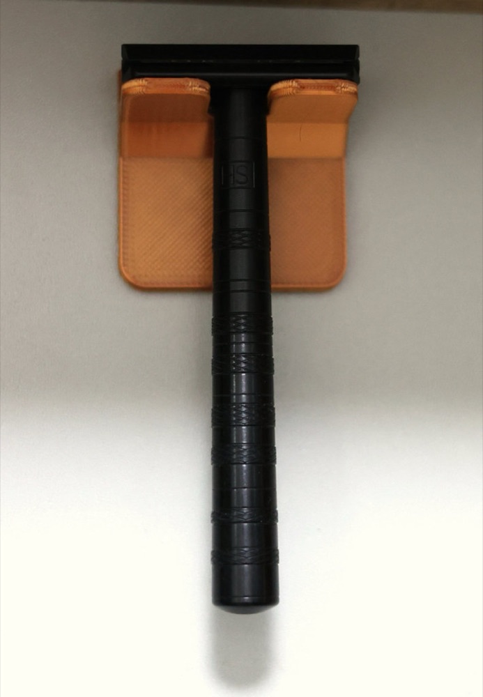 Yapışkanlı Klasik Tıraş Makinesi Askısı (11 mm Saplara Kadar)