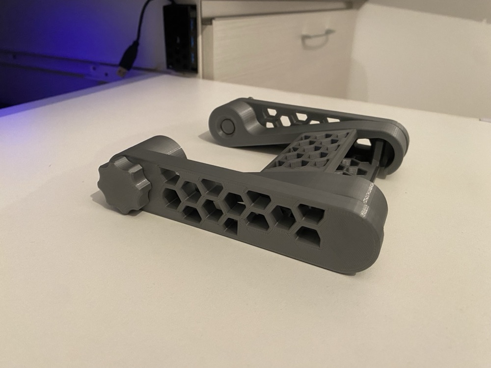 Ayarlanabilir Kompakt Tablet Standı (Sıkma Kollu) görsel 2
