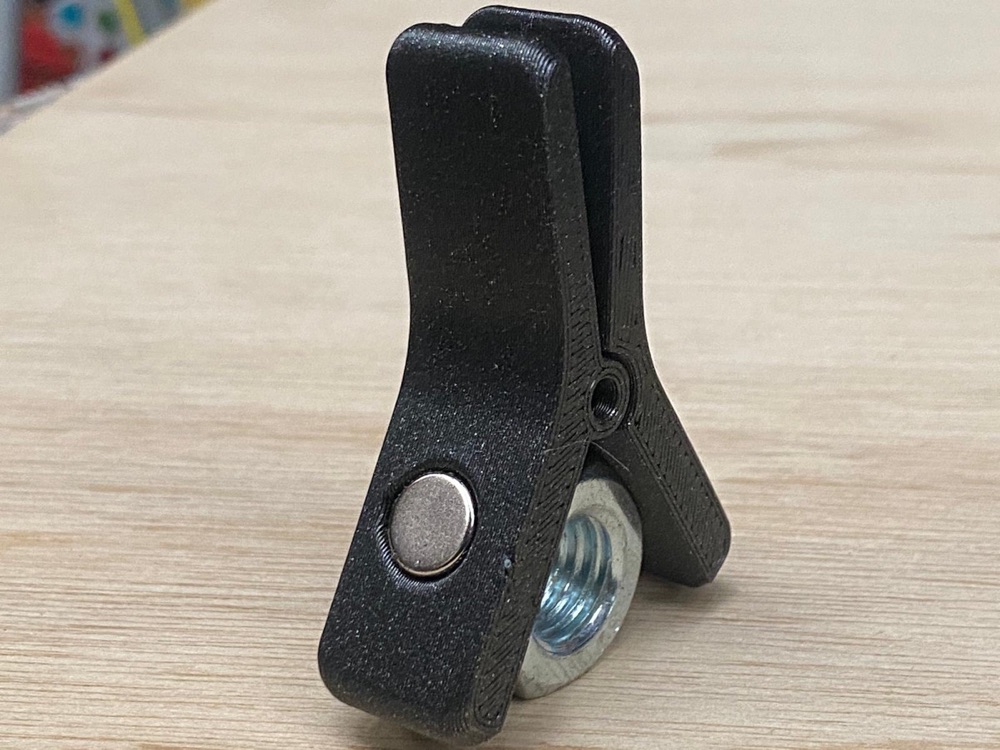 Mıknatıslı Mandal (Poşet Kapatıcı ve Kart Tutucu) görsel 4