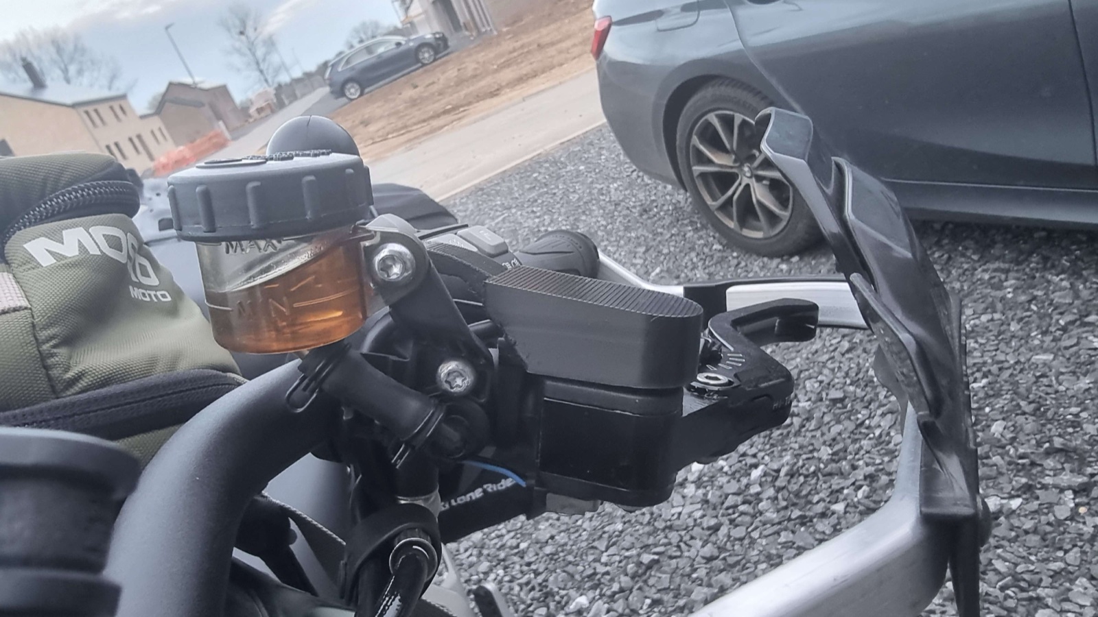 Triumph Tiger 1200 (2022) Debriyaj Kablosu Yönlendirme Kılıfı ⚠️ görsel 2