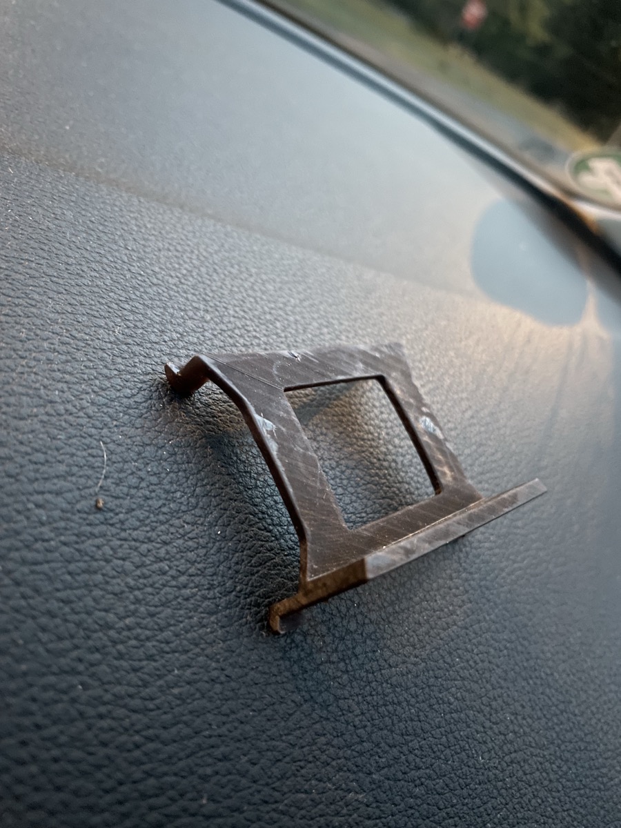 Audi A4 B9 Tablet Tutucusu görsel 4