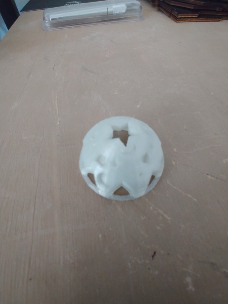 Delikli Yarım Küreli Kedi Oyuncağı (Zil Konabilen, 5 cm) görsel 2