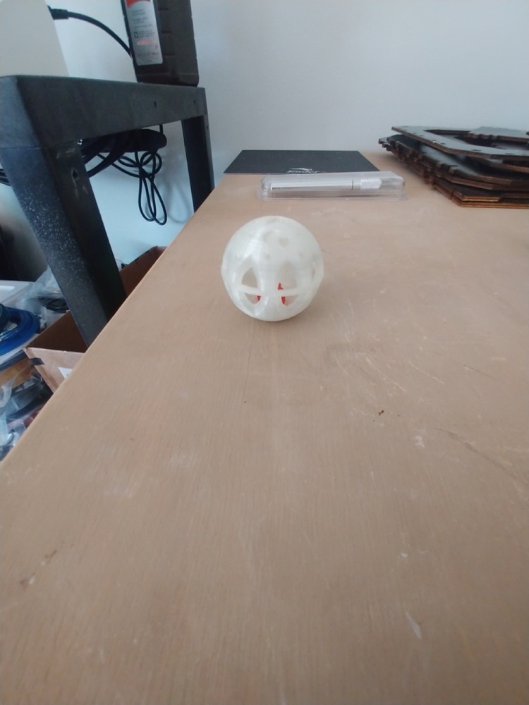 Delikli Yarım Küreli Kedi Oyuncağı (Zil Konabilen, 5 cm) görsel 3