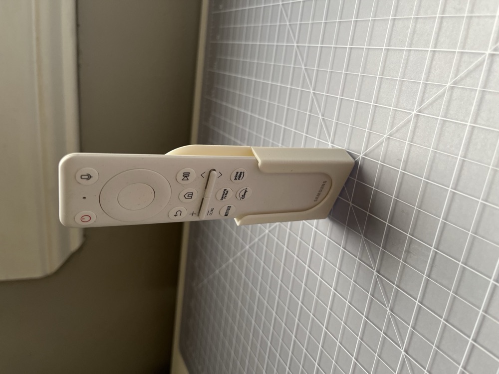 Samsung M8 Monitör Kumanda Tutucusu görsel 2