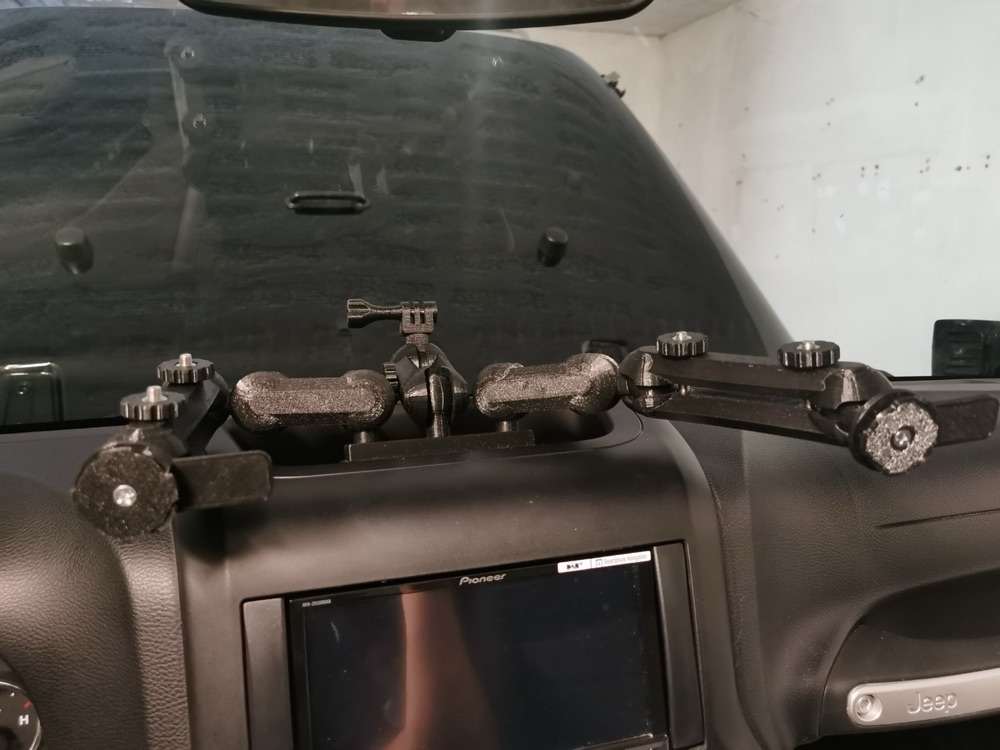 Jeep Wrangler JK Telefon, Tablet ve Kamera Tutucu görsel 3