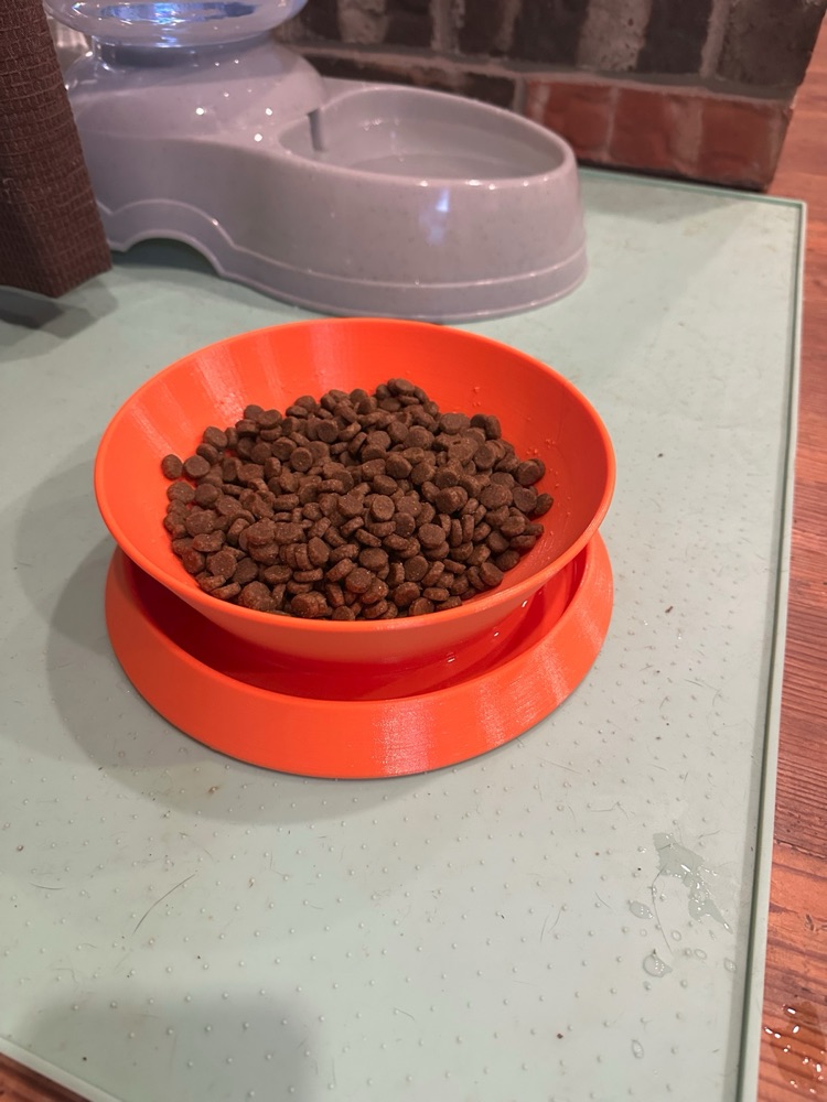 Karınca Engelli Köpek Mama Kabı (Hendekli Geniş Taban) görsel 3