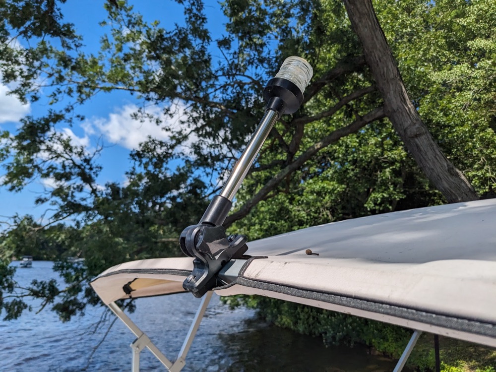 Pontoon Bimini Tenteligi Icin Isik Tutucusu