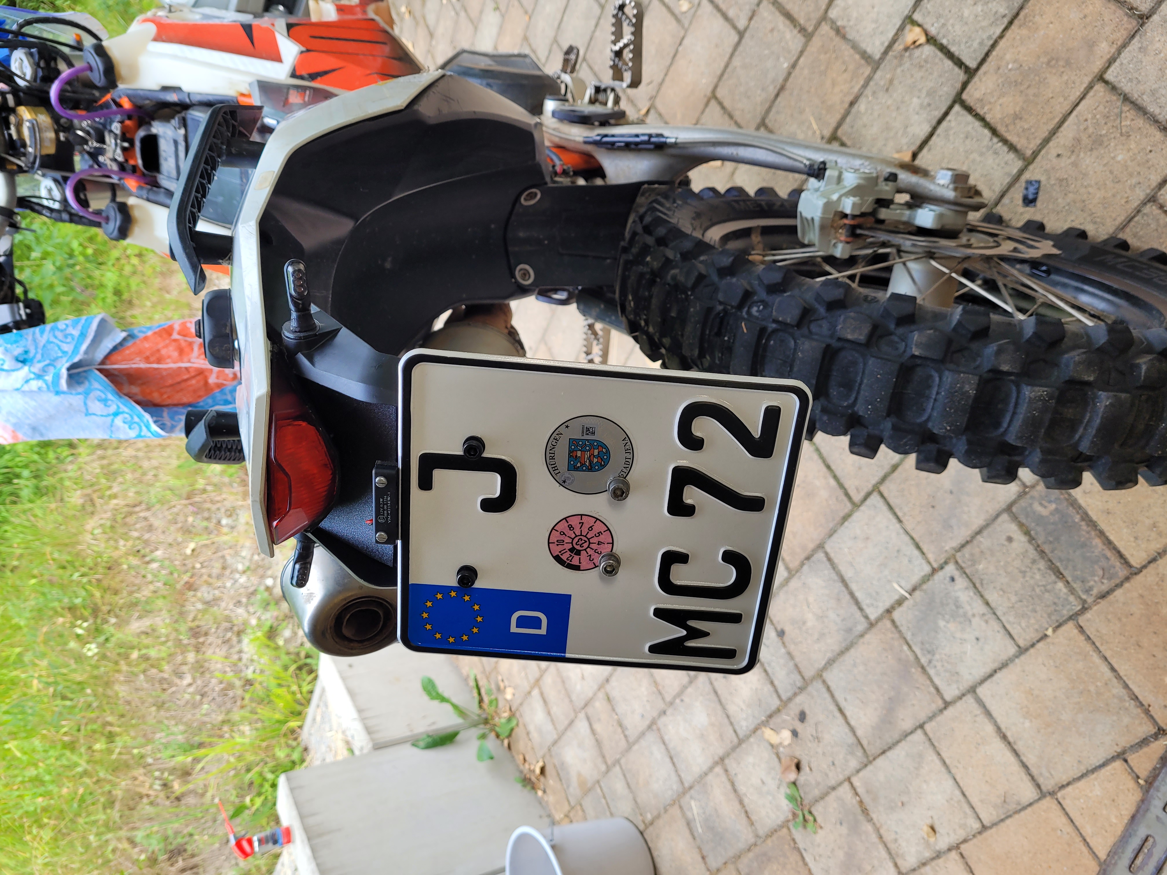 KTM 690 (ABD Çamurluk) Sinyal ve Plaka Adaptörü