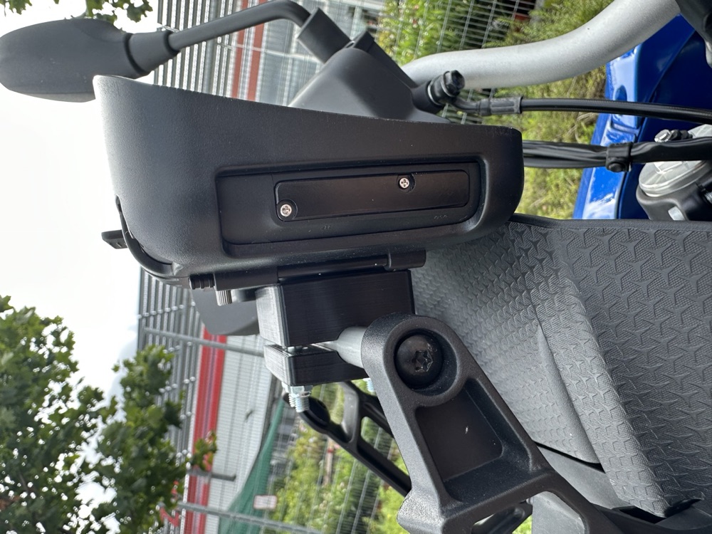 Aprilia Tuareg 660 CarPlay GPS Bar Tutucu görsel 2
