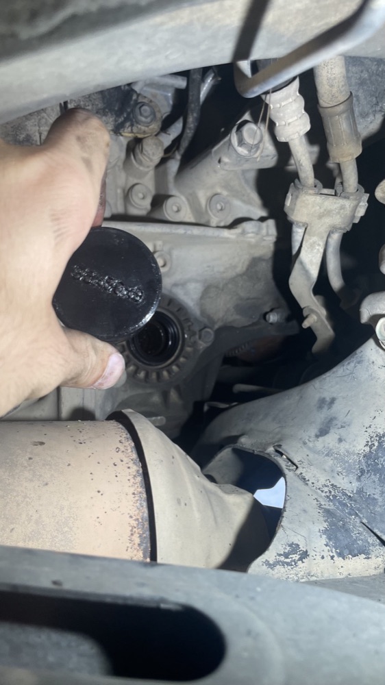 Subaru Aks Keçesi Çakma Aparatı (35x50x9) görsel 2