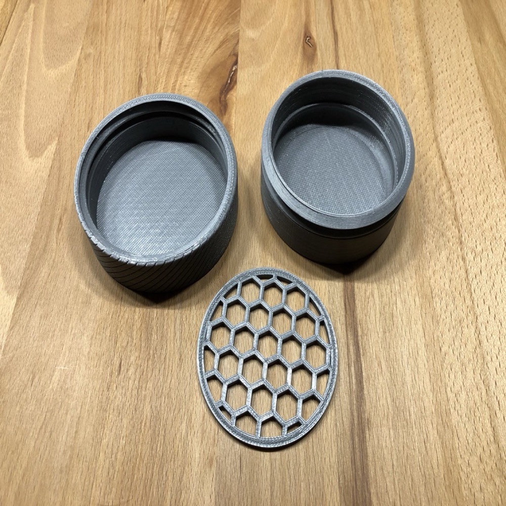 Vidalı Kapaklı Katı Şampuan ve Sabun Kutusu (60 mm Çapa Kadar, Izgara Tabanlı)