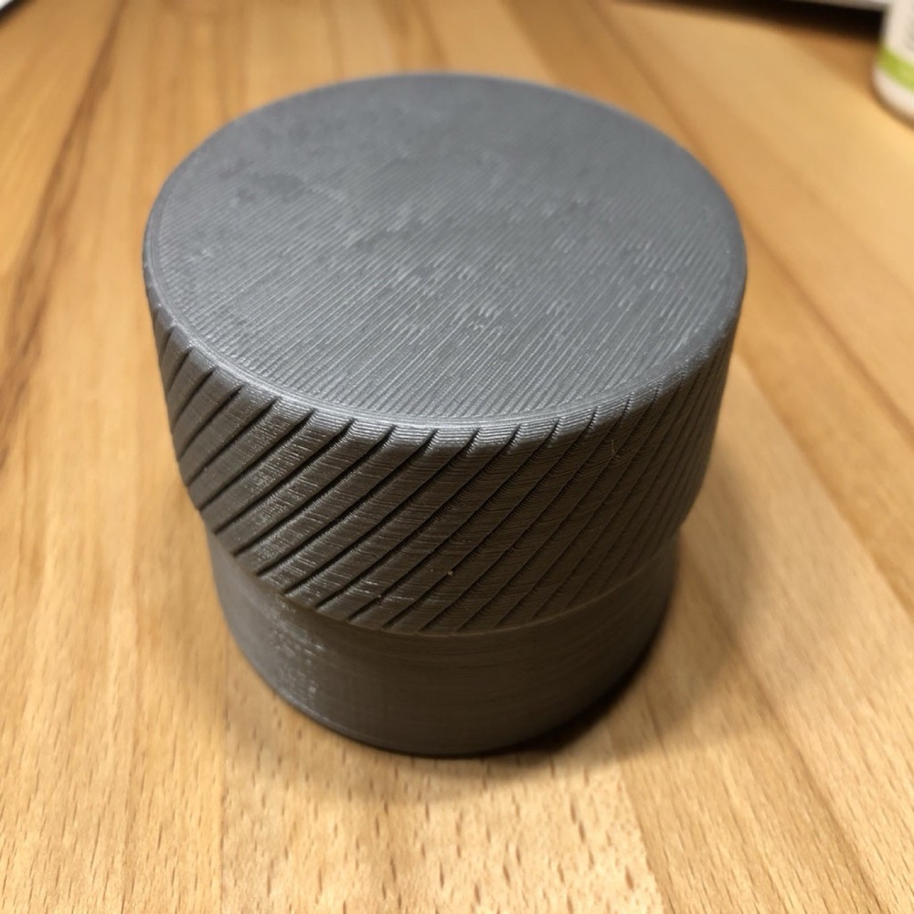 Vidalı Kapaklı Katı Şampuan ve Sabun Kutusu (60 mm Çapa Kadar, Izgara Tabanlı) görsel 4