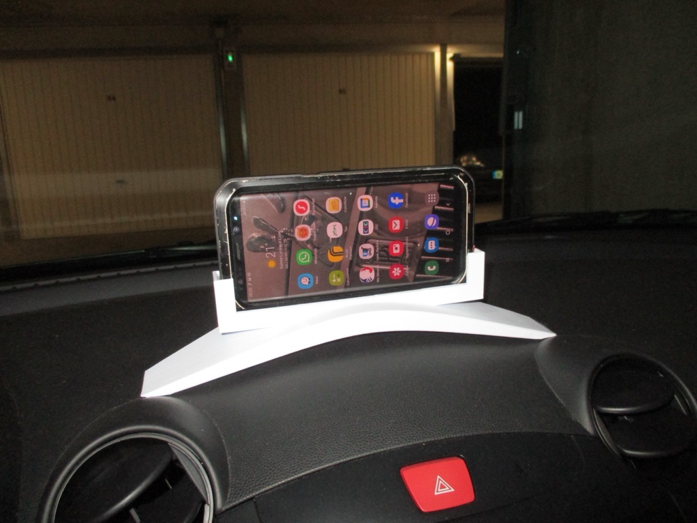 Mazda 2 Telefon Tutucu (Galaxy Note 8 Uyumlu)