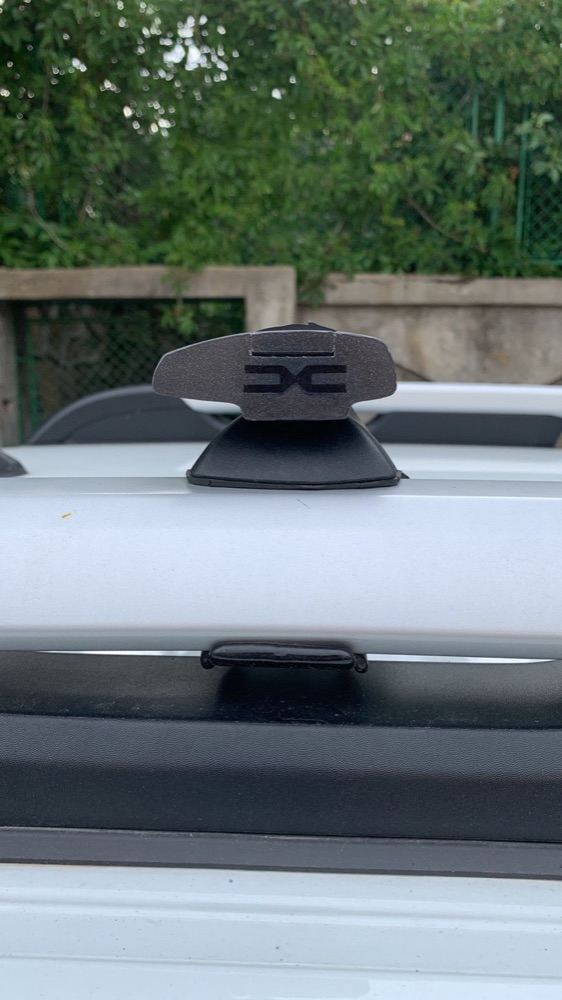 Dacia Duster tavan çıtası uç kapağı