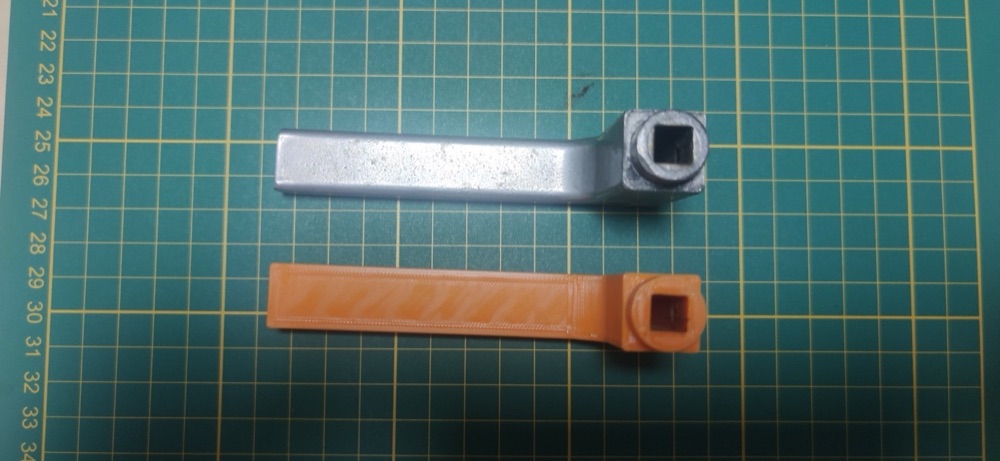Klasik Kapı Kolu Yedek Parçası (M5 × 7 Vidalı, 110 mm) görsel 3