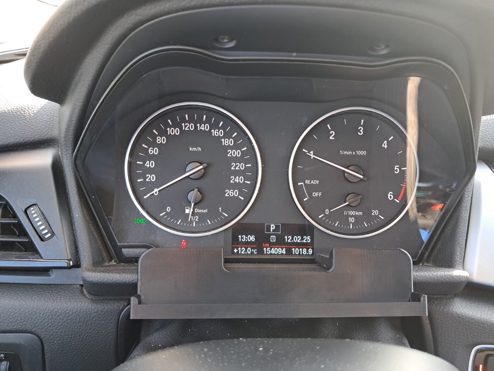Gösterge Paneli Telefon Tutucu (BMW 2 Serisi Tourer Uyumlu) görsel 3