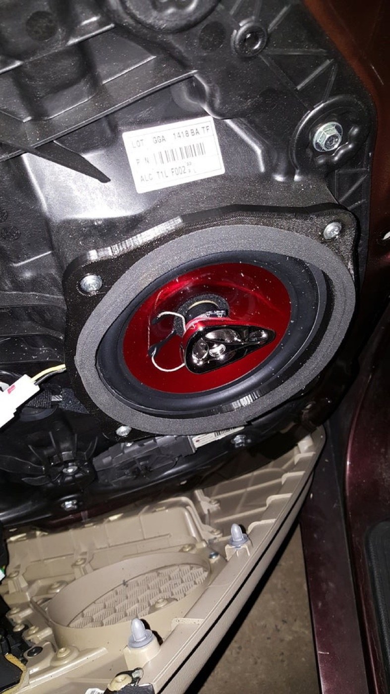 Kia Optima 2011 Arka Kapı Hoparlör Braketi (6.5")