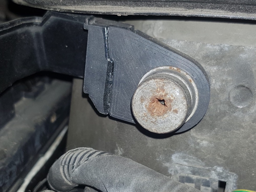 Citroën C4 Grand Picasso Akü Bağlantı Kulağı görsel 3