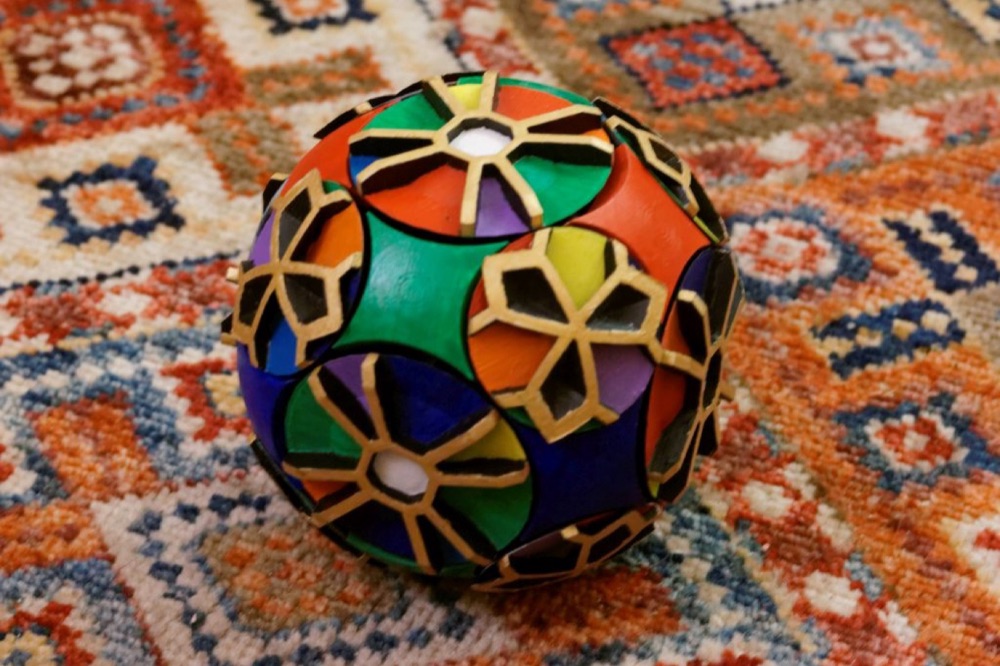 Arabesk Desenli Fidget Küre (Altı Yüzü ve Sekiz Köşesi Aynı Yöne Dönen)