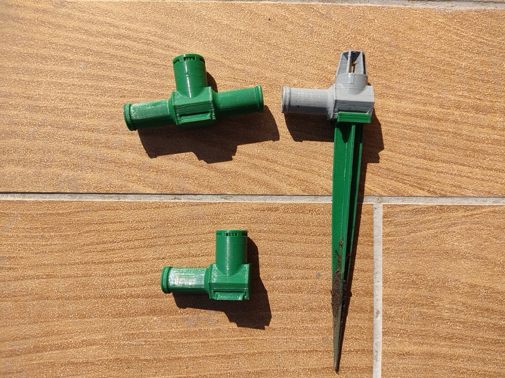 Ölçeklenebilir Bahçe Yağmurlama Sistemi (Çubuklu ve T Bağlantılı) görsel 3