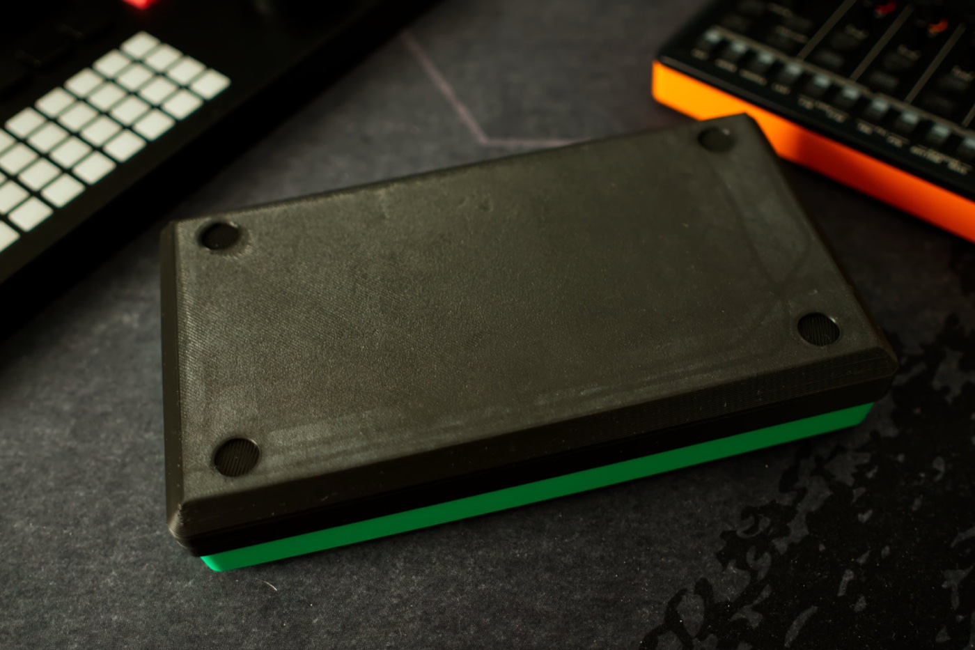 Roland Aira Compact İstiflenebilir Toz Kapağı
