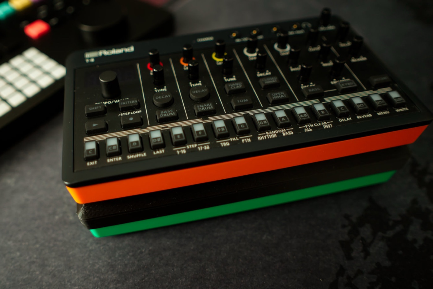 Roland Aira Compact İstiflenebilir Toz Kapağı görsel 2