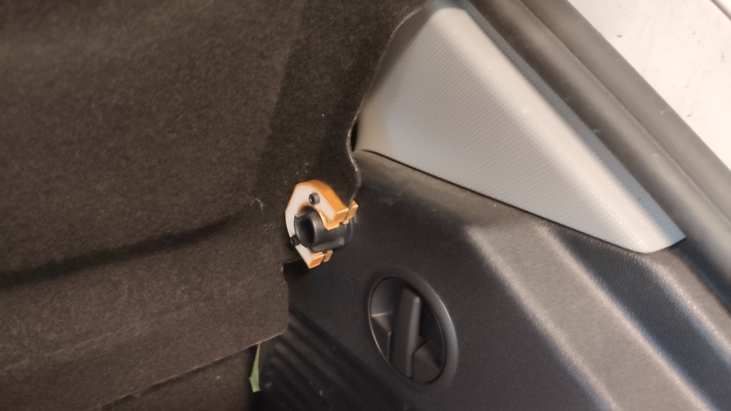 Audi A1 Bagaj Örtüsü Yedek Parçası