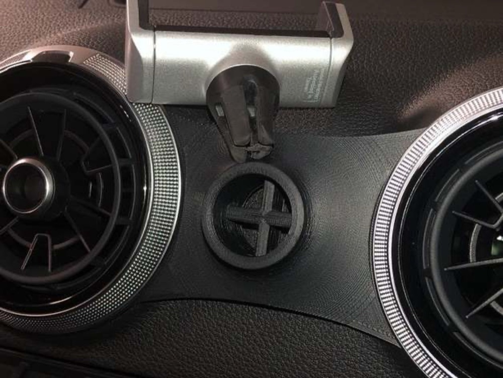 Audi A3 8V telefon tutucu