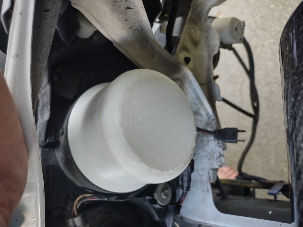 Subaru Outback Uzatılmış Far Arka Kapağı (2005-2010)