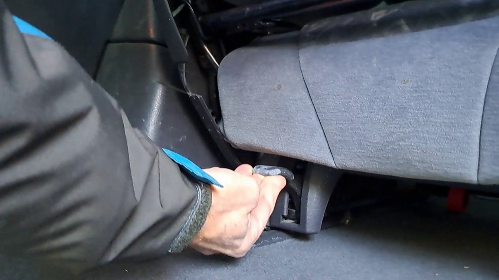Citroën C8 Koltuk Katlama Kolu görsel 3