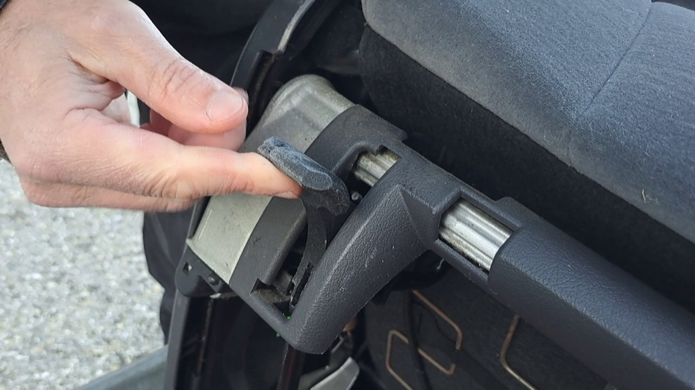 Citroën C8 Koltuk Katlama Kolu görsel 4