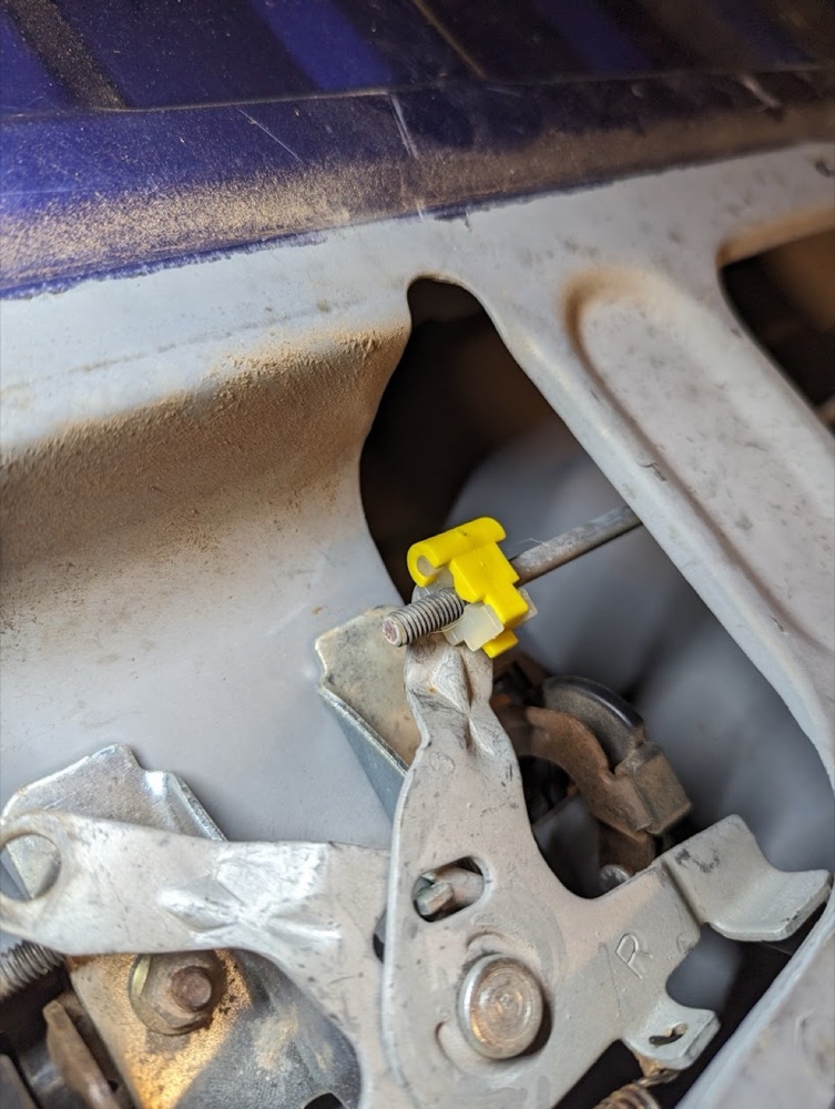 Ford & GM kapı ve bagaj kilit klipsi