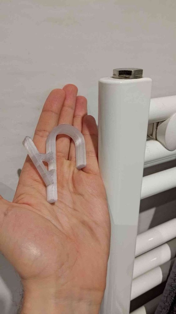 24 mm Çubuklu Havlupan Radyatörüne Takılan Havlu Kancası