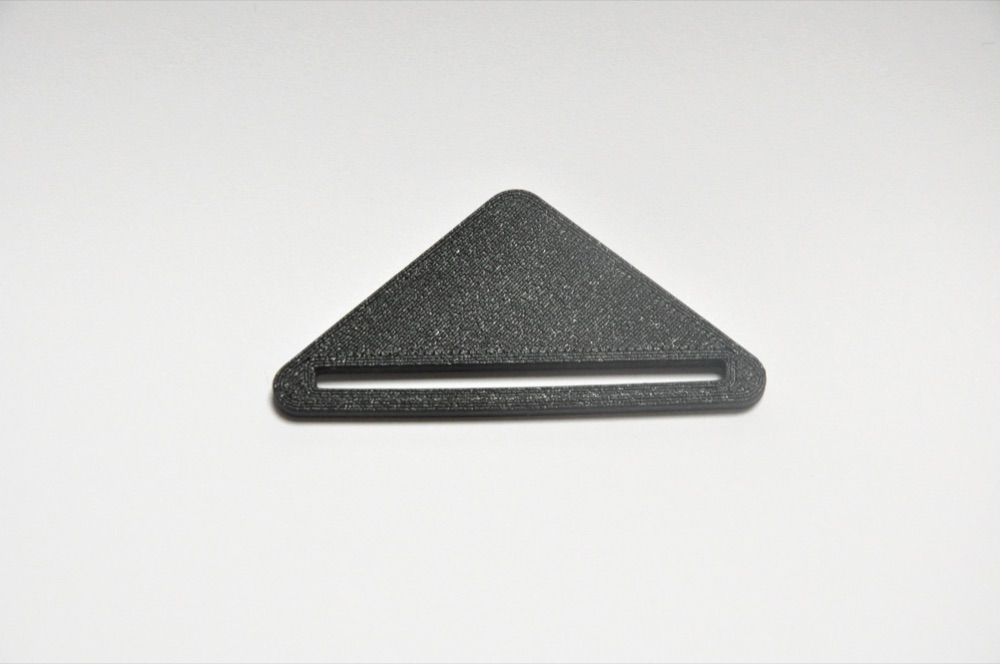 İnce Üçgen Macun Sıkıştırıcı Levha