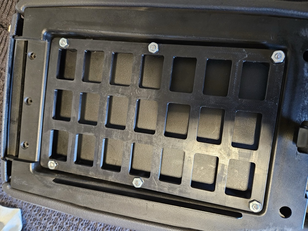 Jeep Grand Cherokee ZJ Orta Konsol MOLLE Paneli görsel 3
