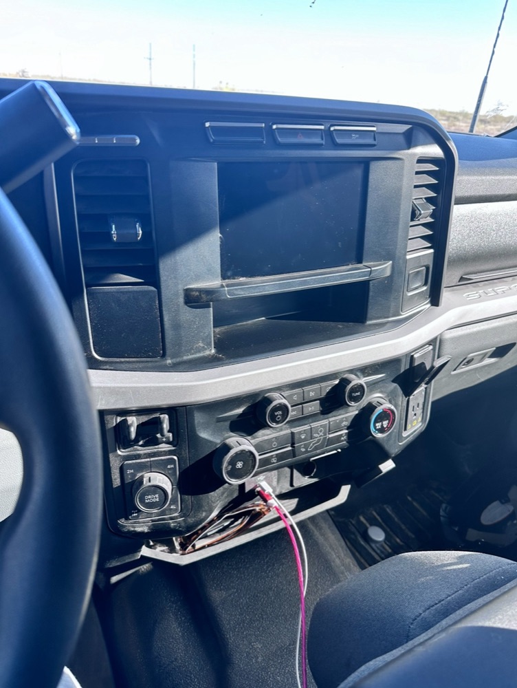 Ford F-250 Merkez Konsol Tepsi Inserti görsel 2