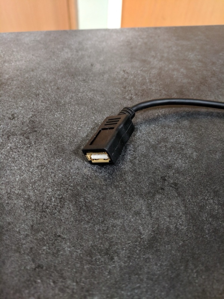 Mazda Miata NC Bose USB Soket Değişimi görsel 3