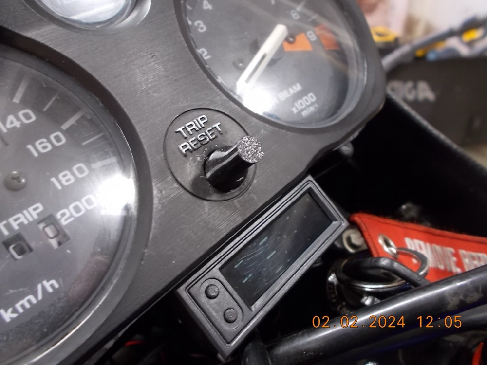 Honda Transalp Sıfırlama Düğmesi Toz Kapağı görsel 2