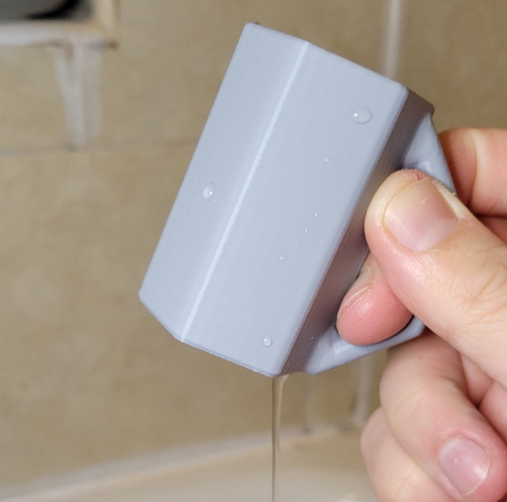 Sifonlu Banyo Su Kabı (Çizgiyi Aşınca Kendiliğinden Boşalan Kupa) görsel 2